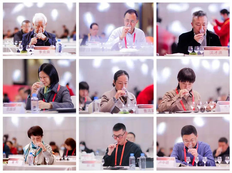 2021中国酒业协会首席白酒品酒师年会在宜宾举行