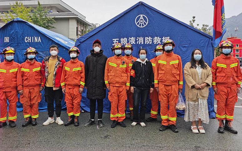 五粮液专职消防队圆满完成泸定县地震救援任务